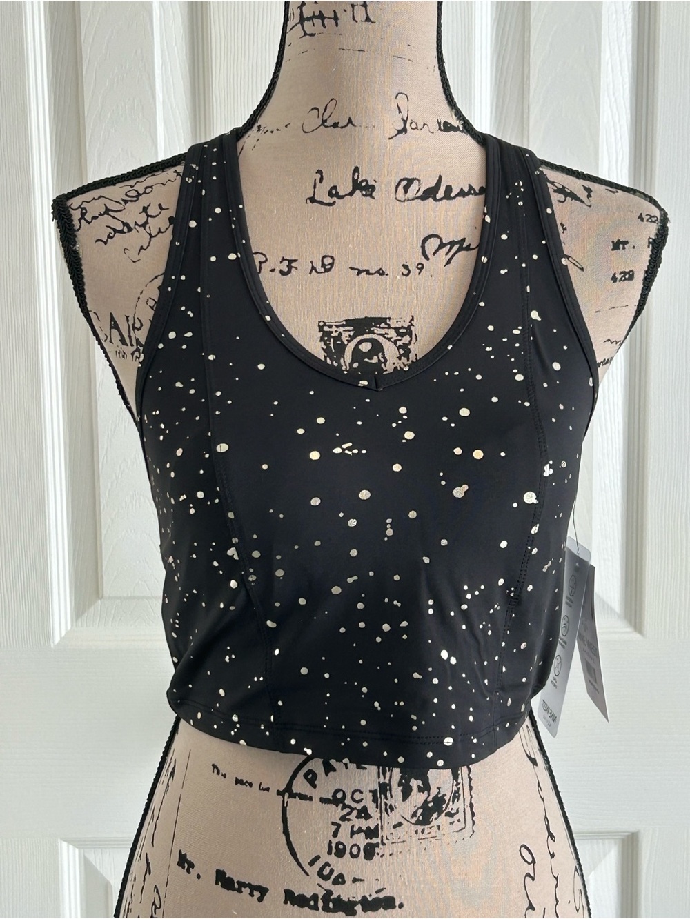 Nine West Active gold splatter racerback sports bra / crop top. Medium